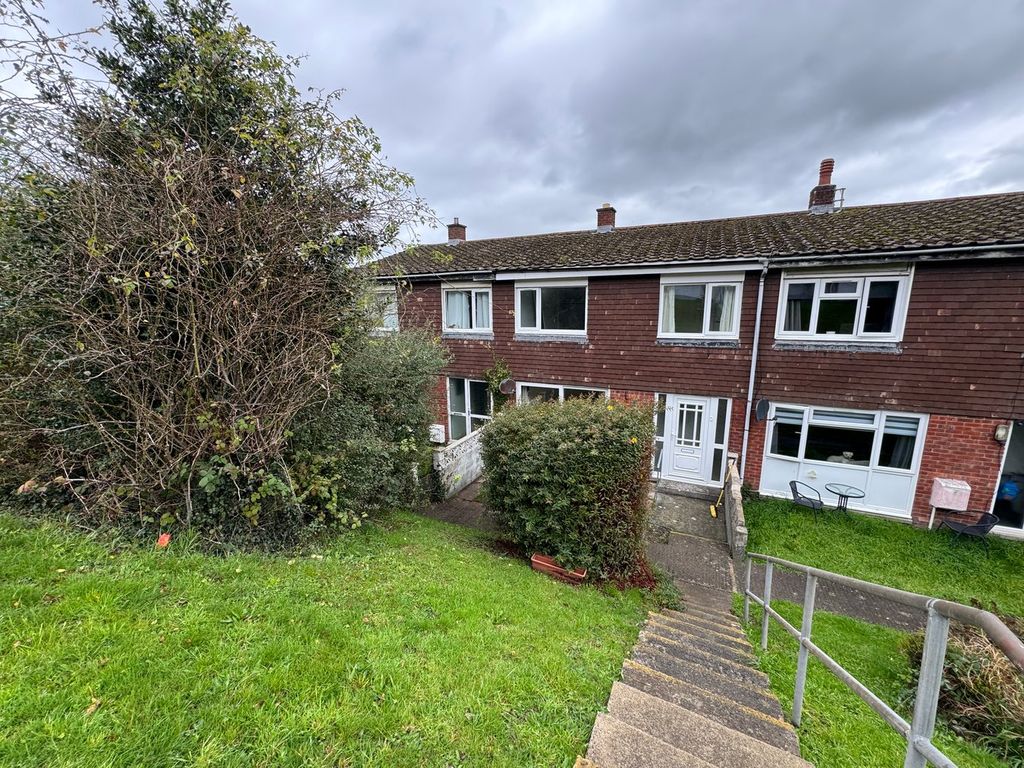 Property photo 2 of 23