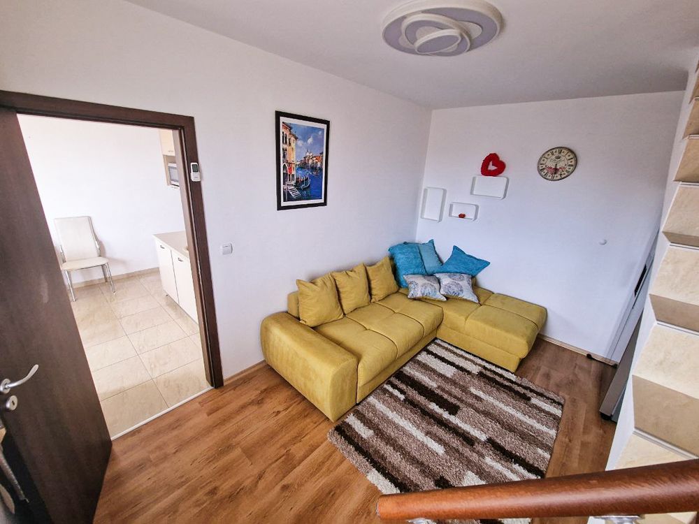 Property photo 2 of 26