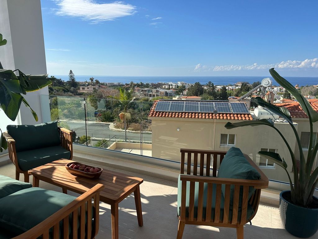 Property photo 2 of 26