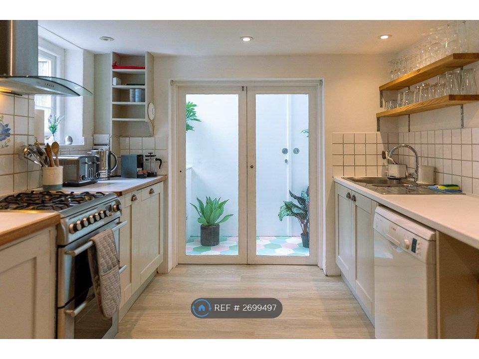 Property photo 3 of 26