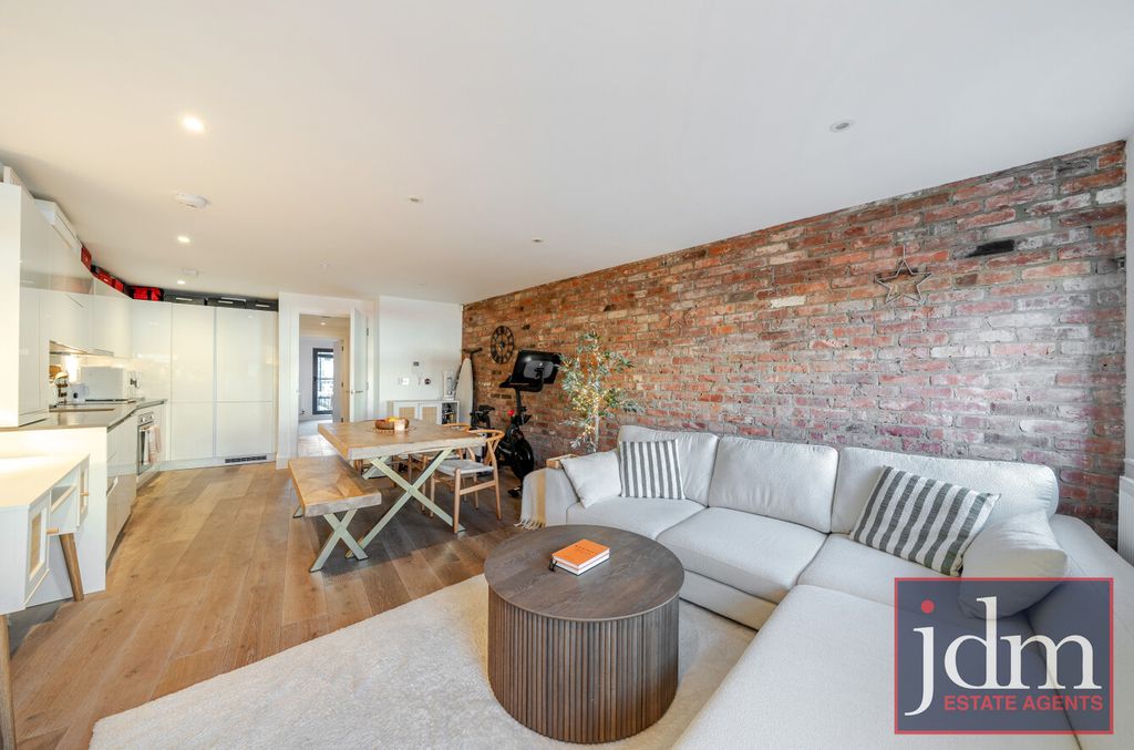 Property photo 1 of 10 0B4738Ef-3B29-463...