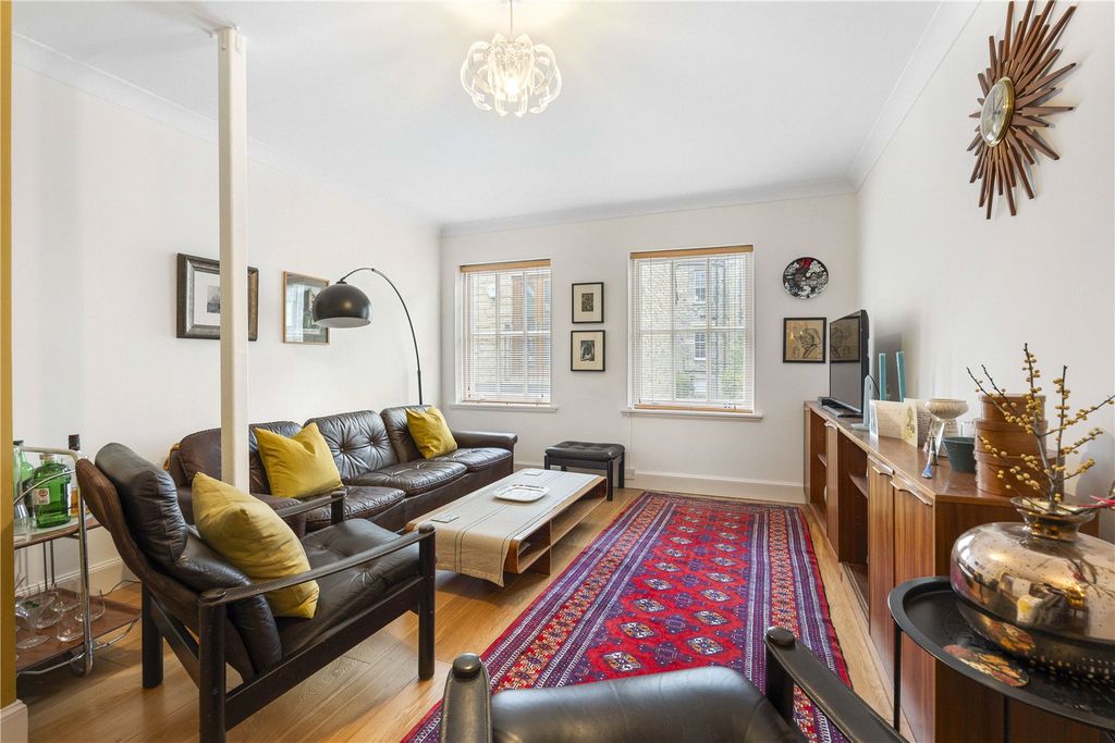 Property photo 2 of 30 Gayfield Place Ln 36