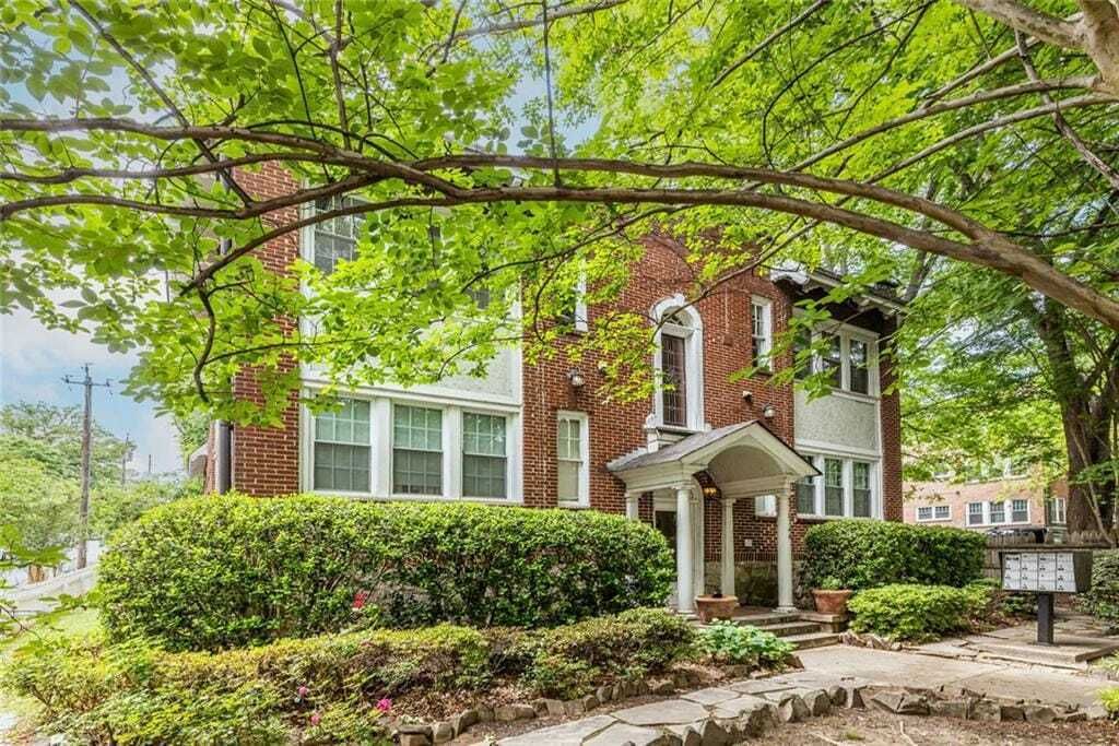 Property photo 1 of 31