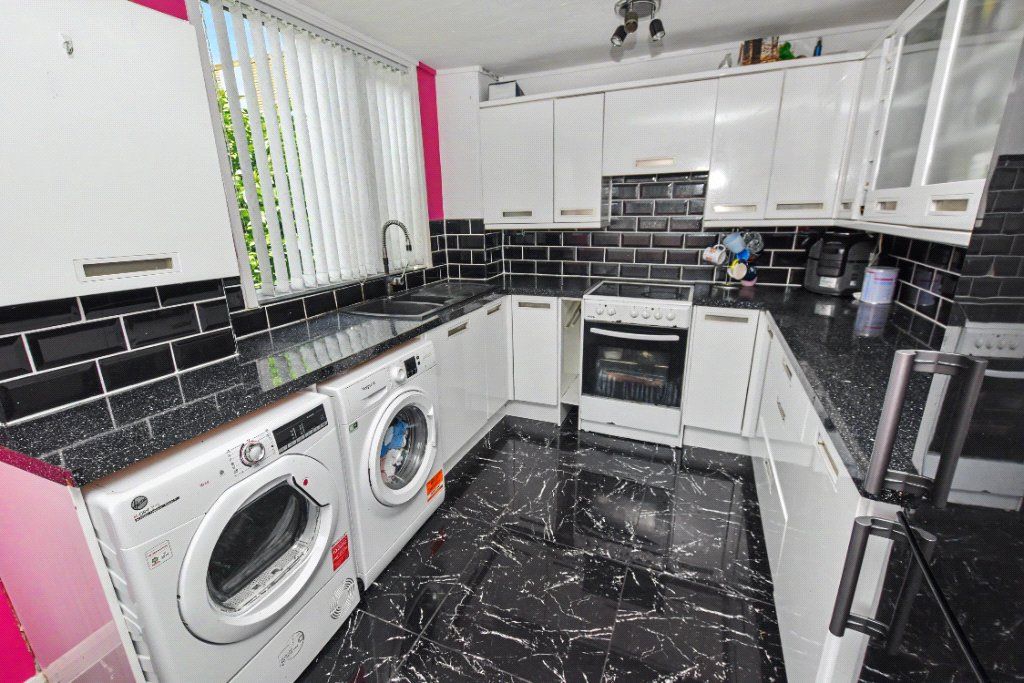 Property photo 3 of 13 Picture No. 07
