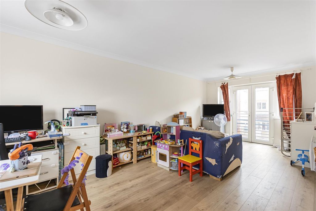 Property photo 2 of 18 13_59055.Jpg