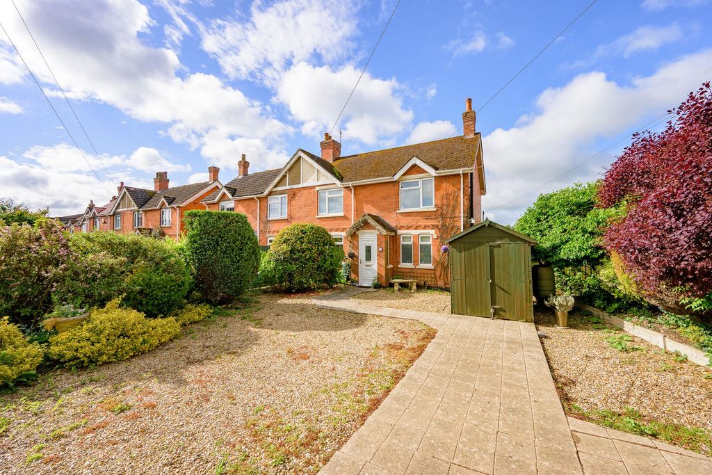 Property photo 1 of 23