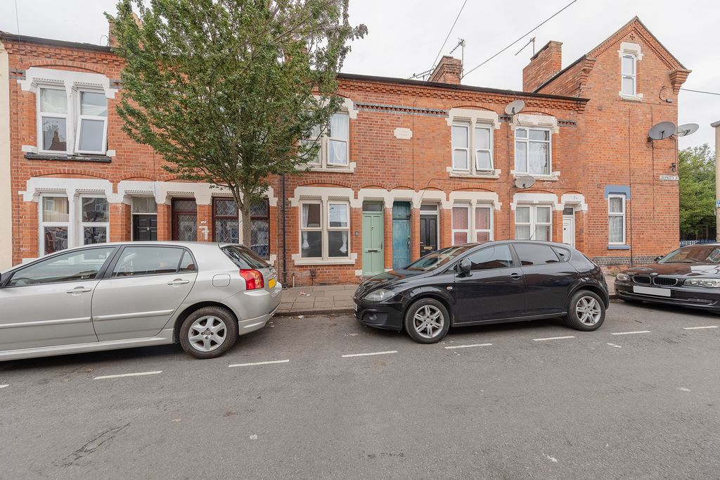 Property photo 1 of 23