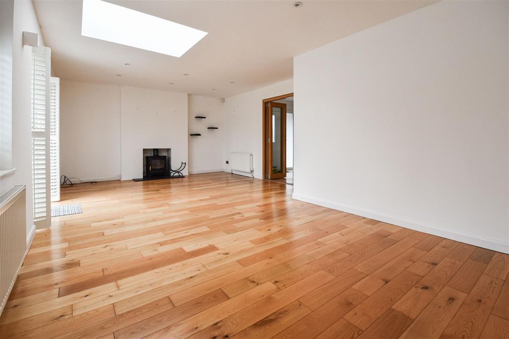 Property photo 2 of 17 Dsc_0180.Jpg