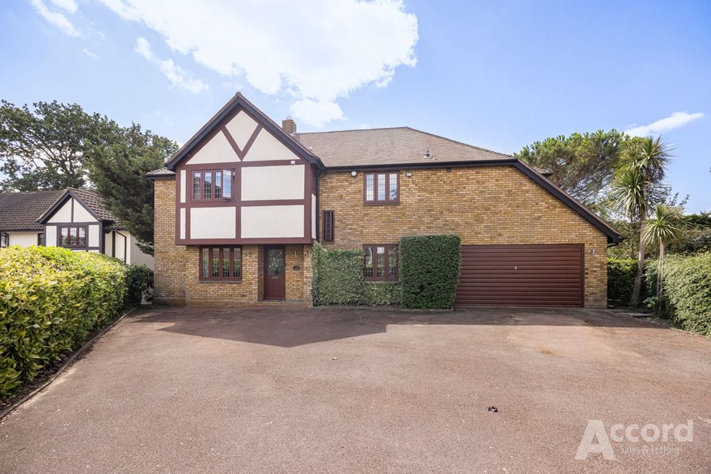 Property photo 1 of 28