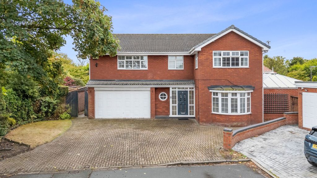 Property photo 1 of 37