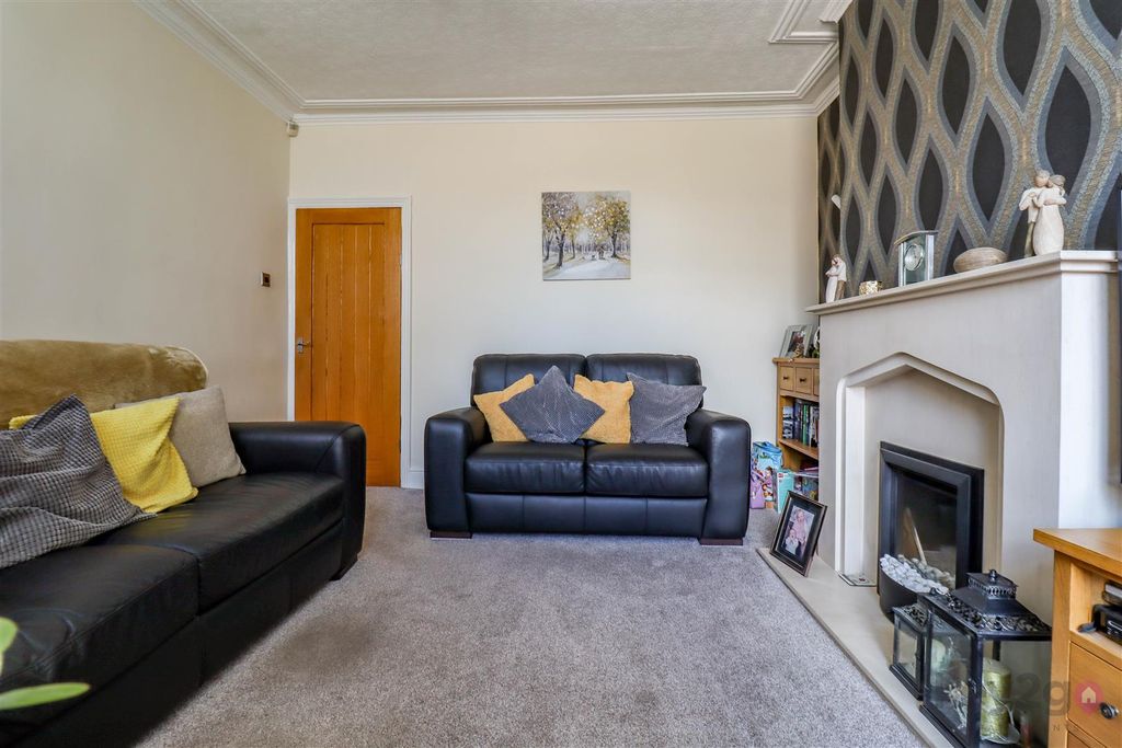 Property photo 3 of 15 Img_8337.Jpg