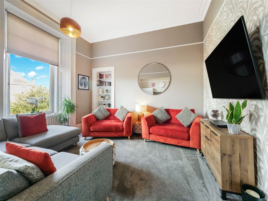 Property photo 2 of 23 Dining Sitting Room