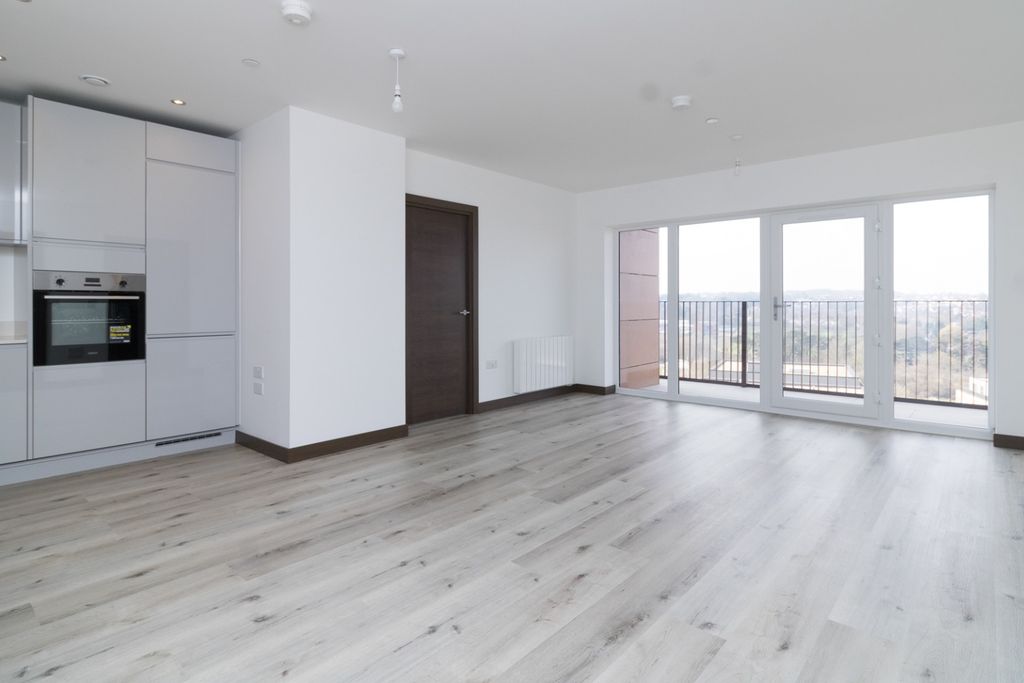 Property photo 2 of 18 2208926