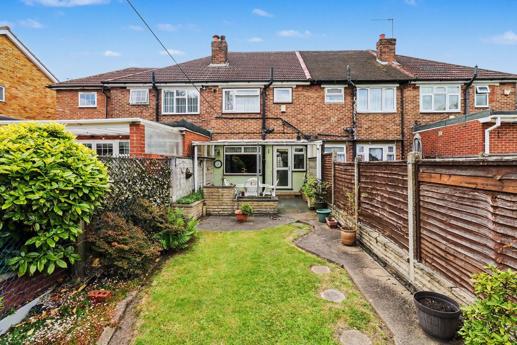 Property photo 3 of 17 Photo 11