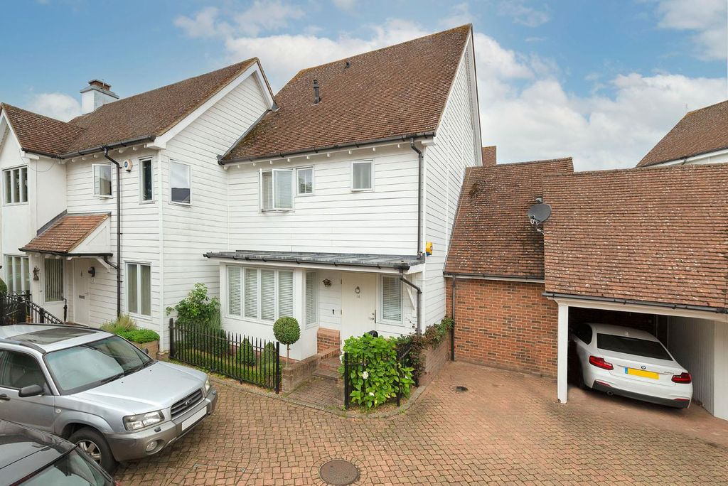 Property photo 1 of 14 1