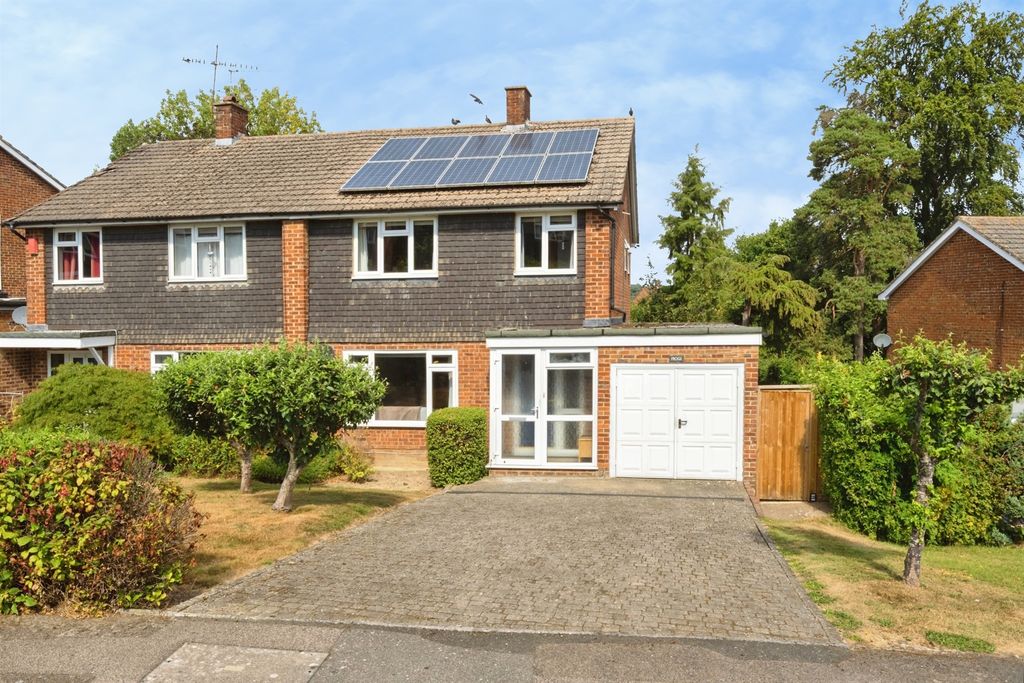 Property photo 1 of 27