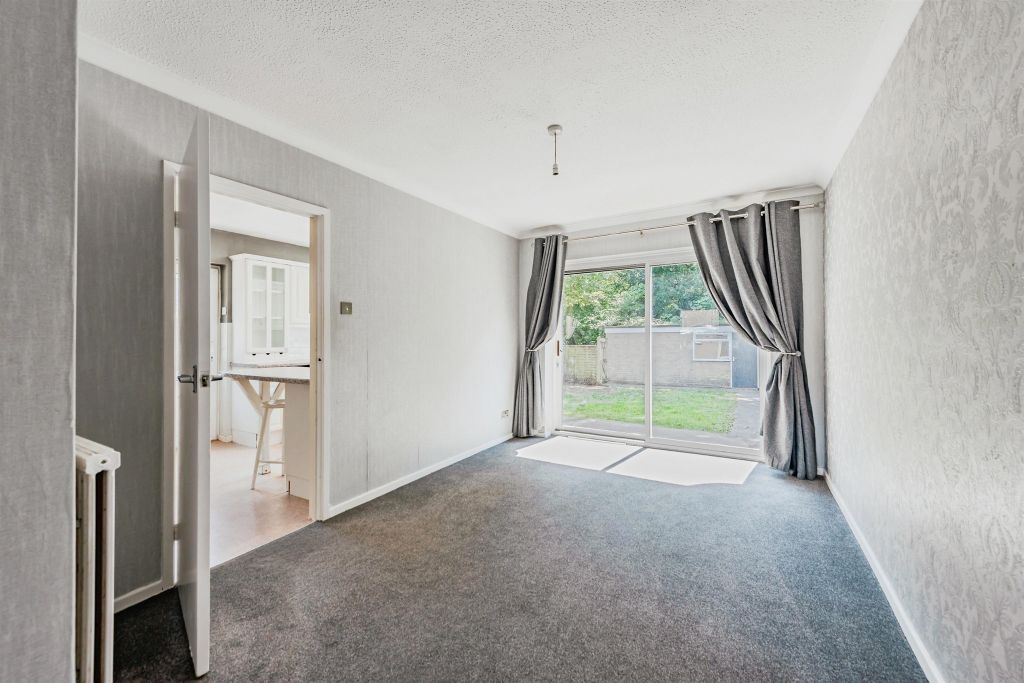 Property photo 3 of 18