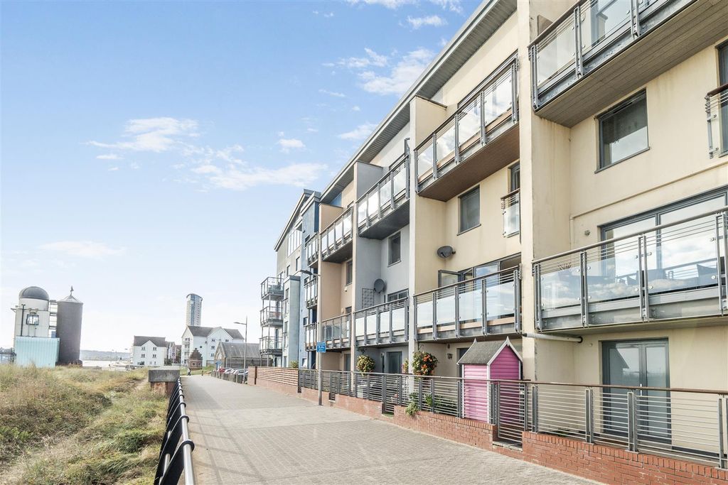 Property photo 1 of 23 1356512-4-68d417B031979.Jpg