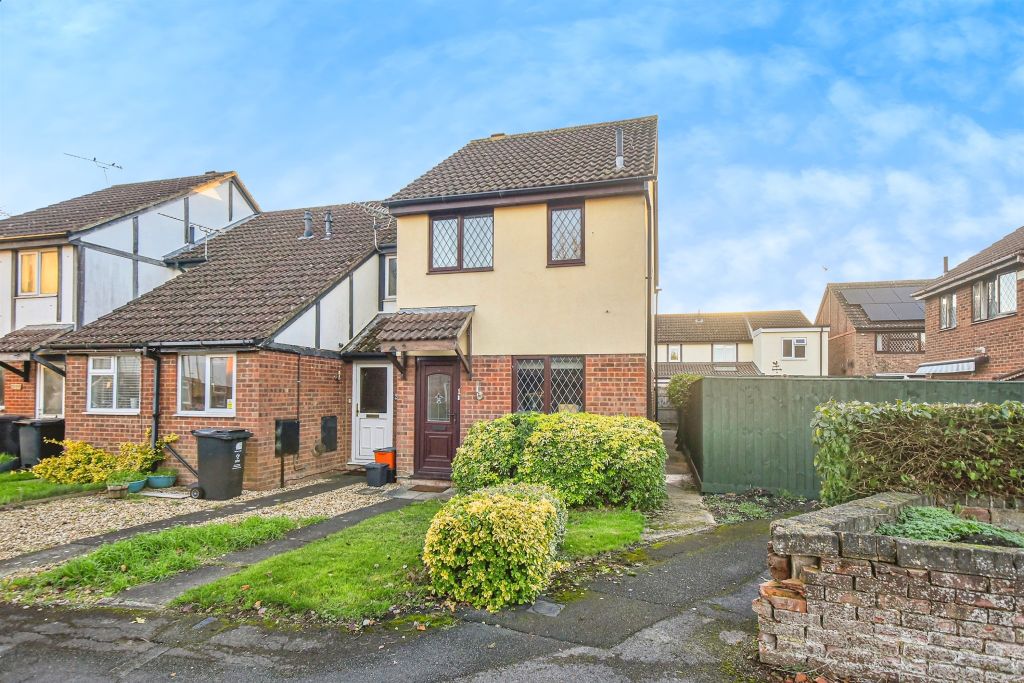 Property photo 1 of 16