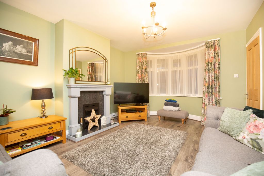 Property photo 3 of 23 Mw-10589