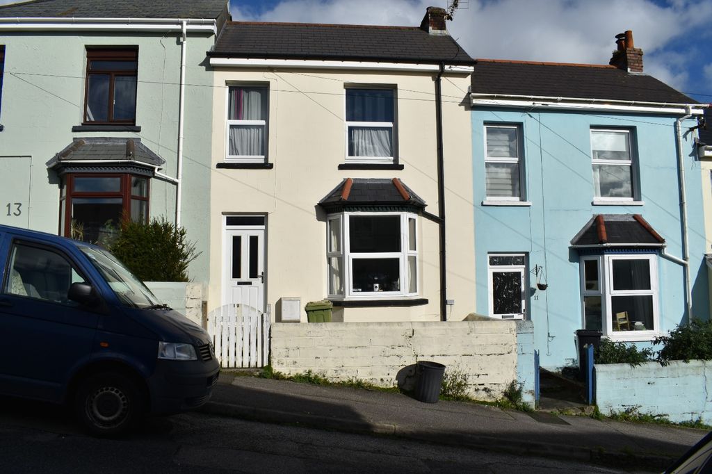 Property photo 3 of 10