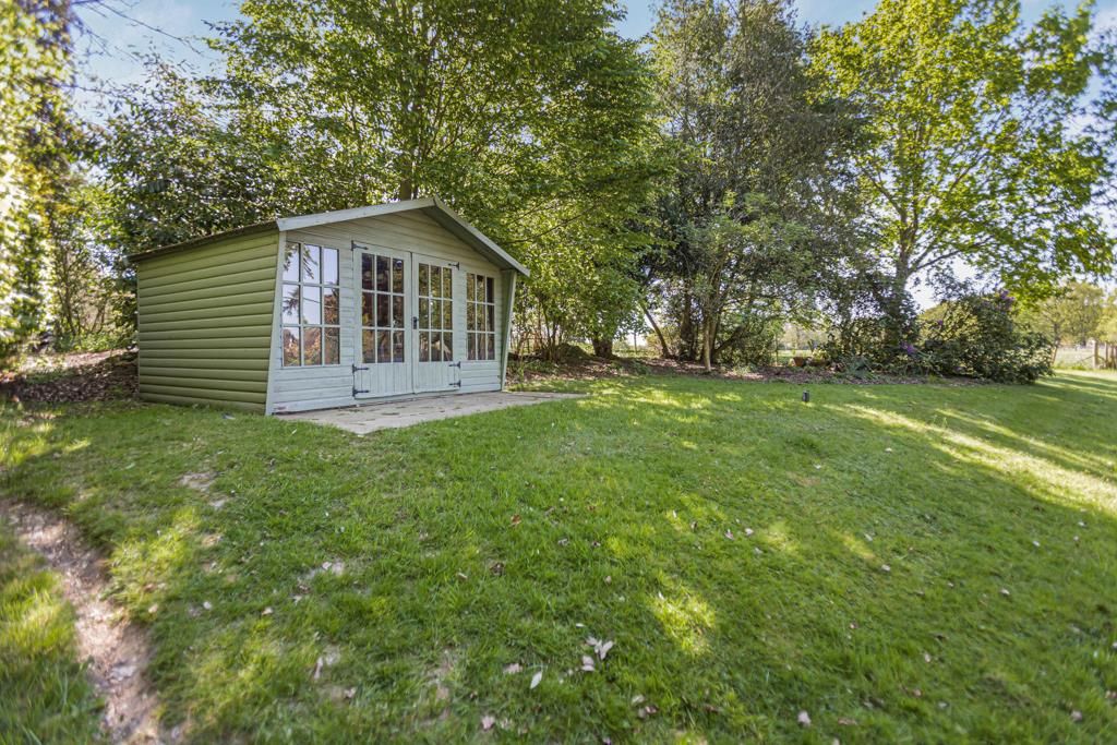 Additional image 32 of 6 bed property for saleWare Park, Ware SG12