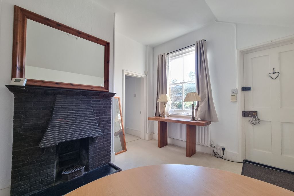 Property photo 2 of 17 20251219_103203