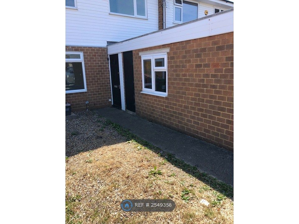 Property photo 2 of 31
