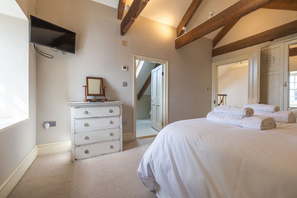Additional image 25 of 5 bed farmhouse for saleSt Davids SA62