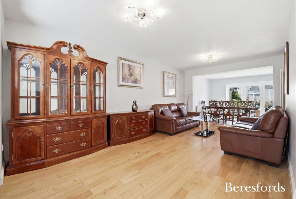 Property photo 3 of 30 Picture No. 09