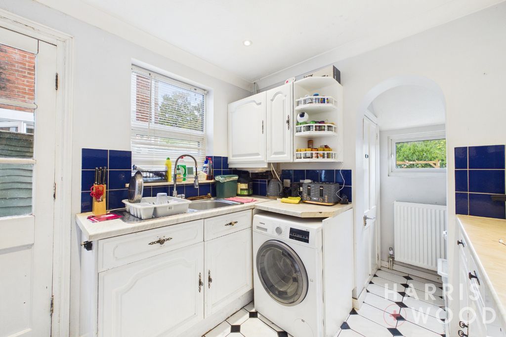 Property photo 3 of 17 5542253