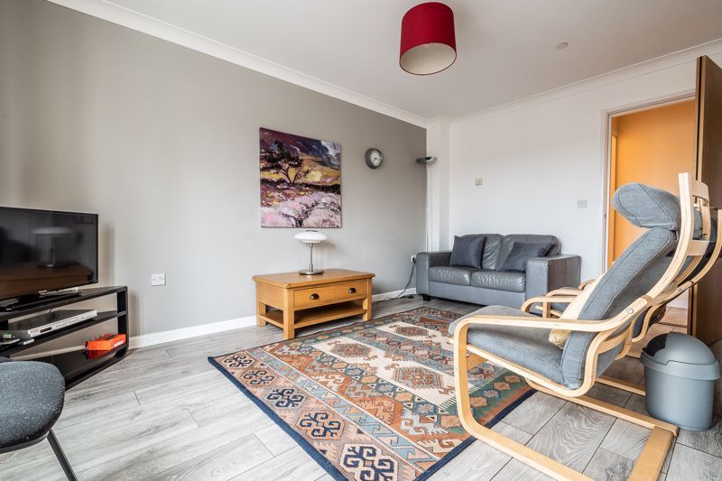 Property photo 2 of 19 Photo 5