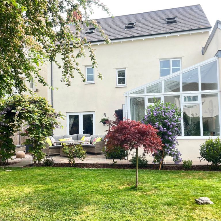 Property photo 1 of 22 Picture No. 28