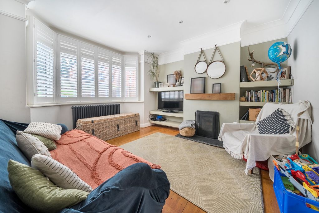 Property photo 3 of 24 Picture No. 02