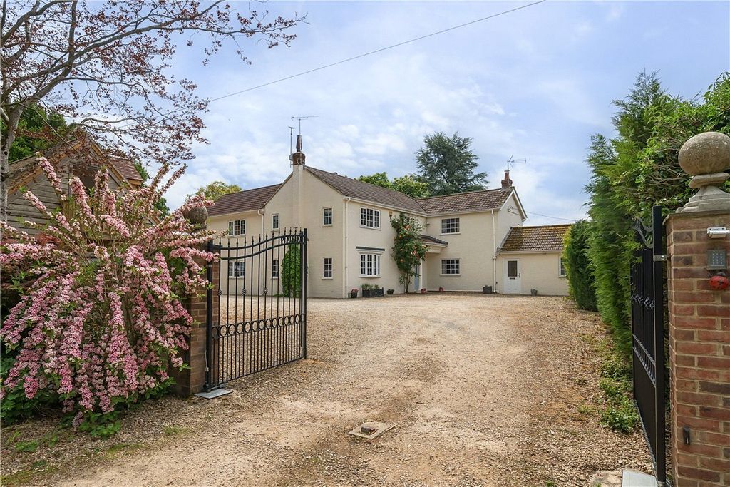 Property photo 1 of 33 Picture No. 08