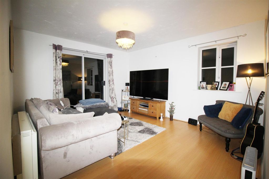 Property photo 2 of 6 Img_9103.Jpg