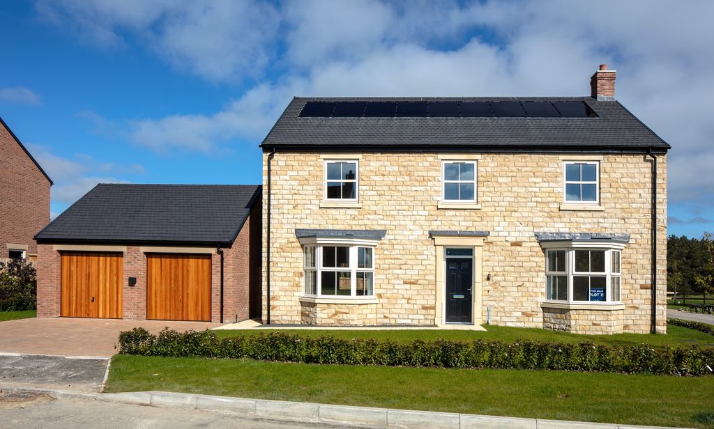 Property photo 1 of 15 Plot 15 Rose External