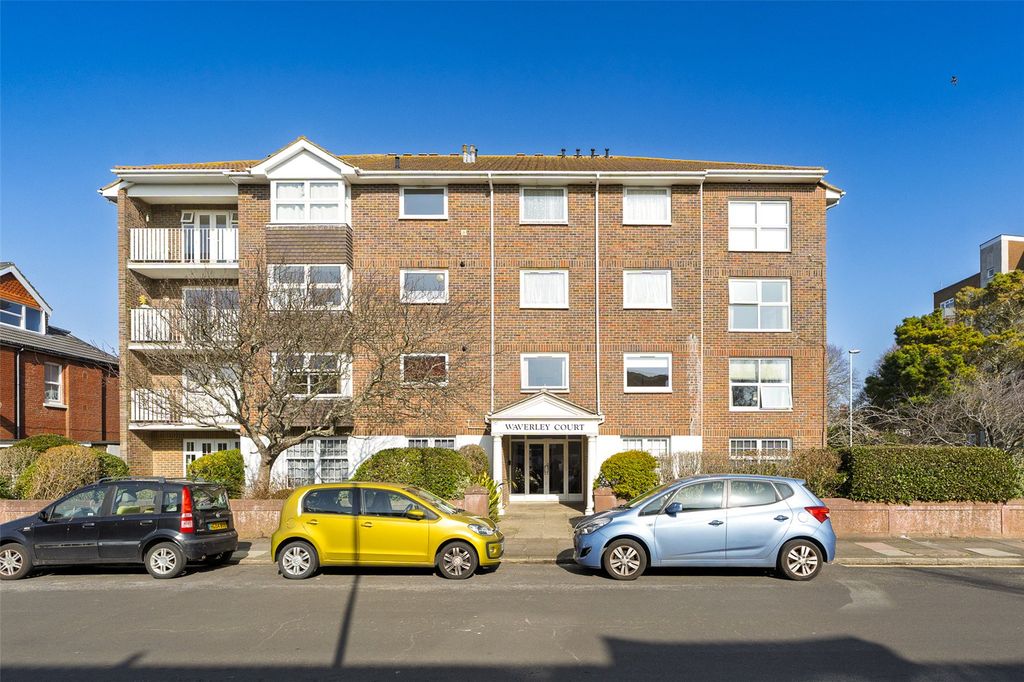 Property photo 1 of 11 Picture No. 15