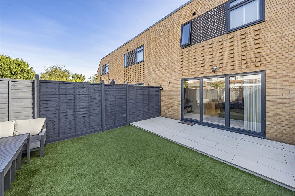 Property photo 3 of 16 Picture No. 04
