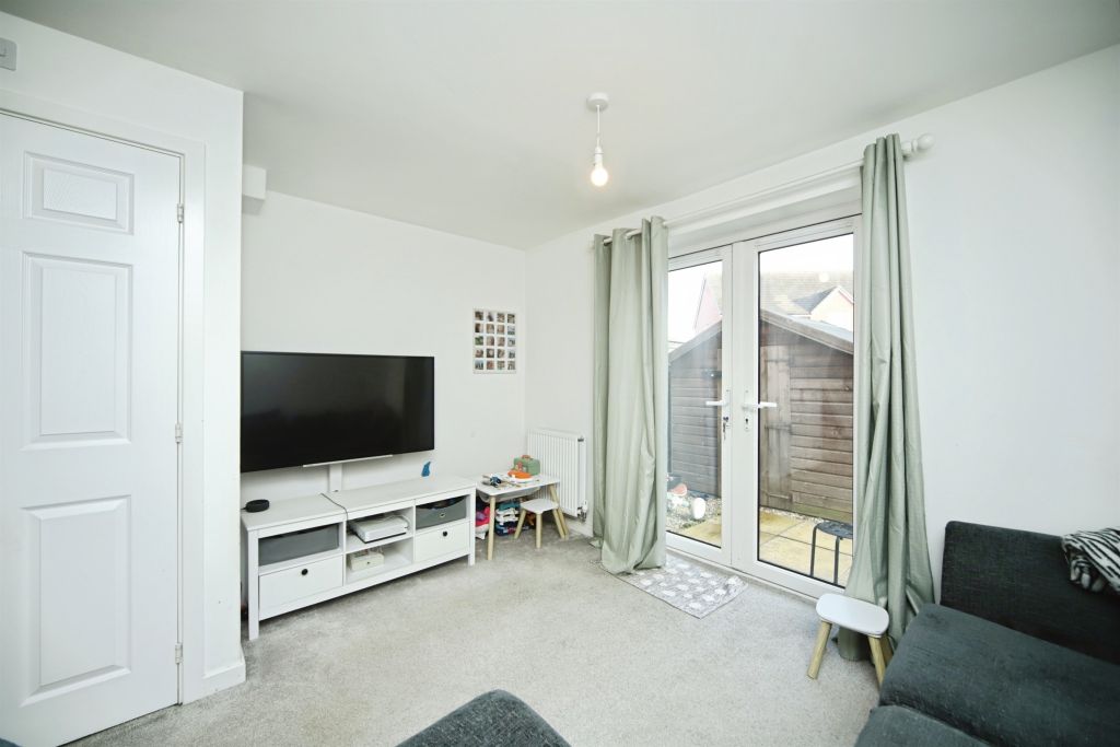 Property photo 3 of 17