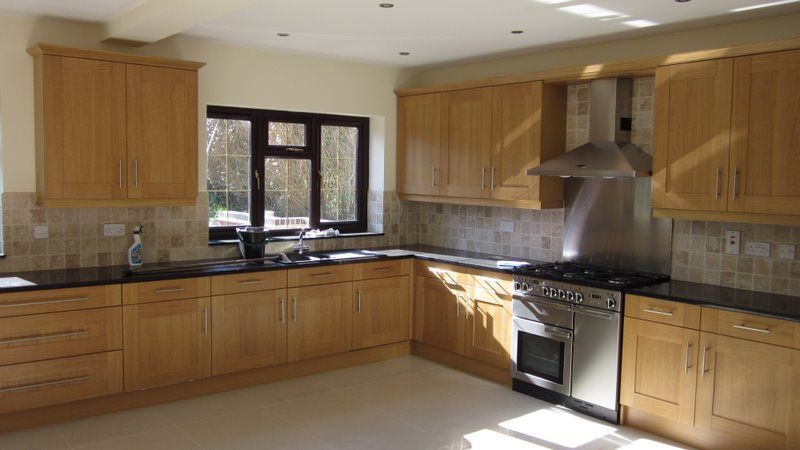 Property photo 2 of 10 Kitchen