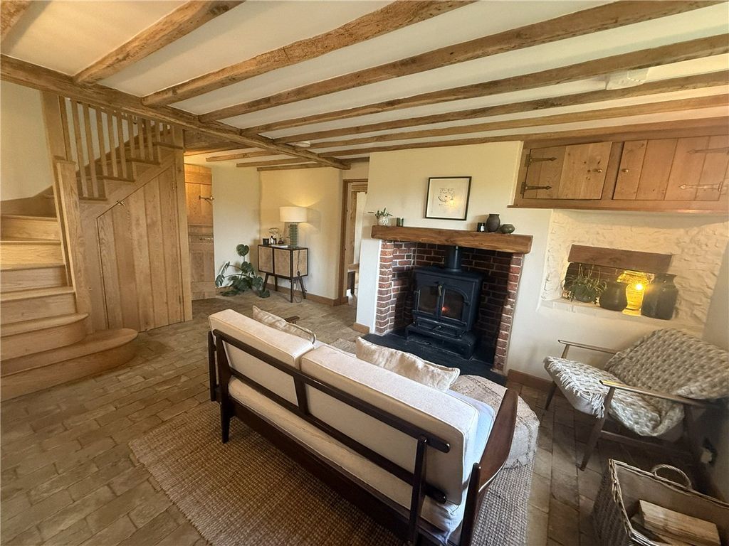 Property photo 3 of 19 Picture No. 30