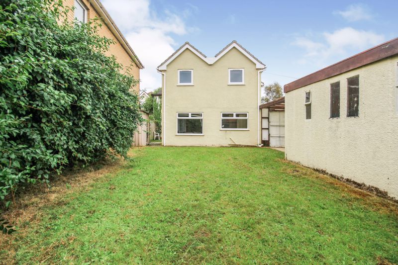 Property photo 1 of 17 Photo 14