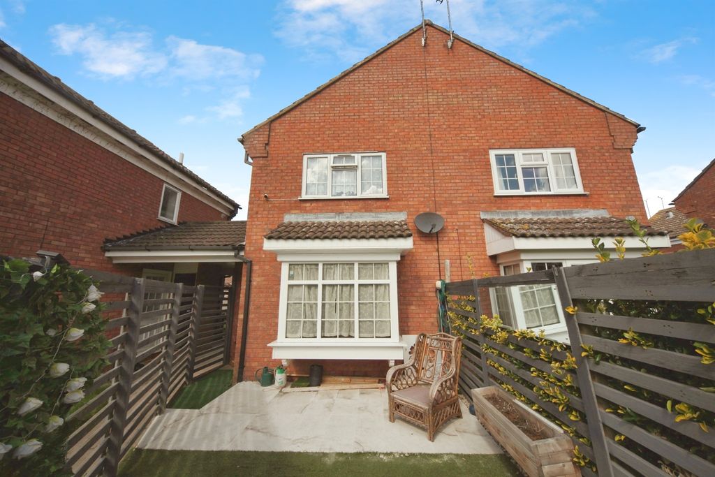 Property photo 1 of 15