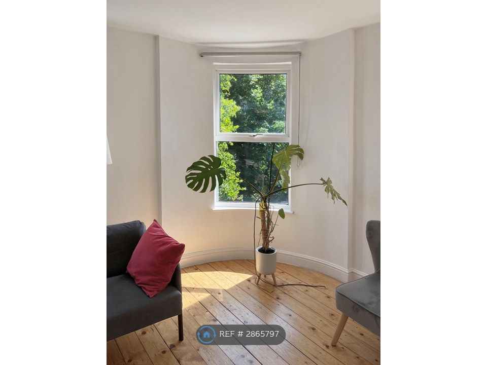 Property photo 3 of 30