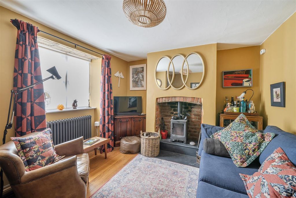 Property photo 2 of 16 1420962-26-69A701Bd4Cf5c.Jpg