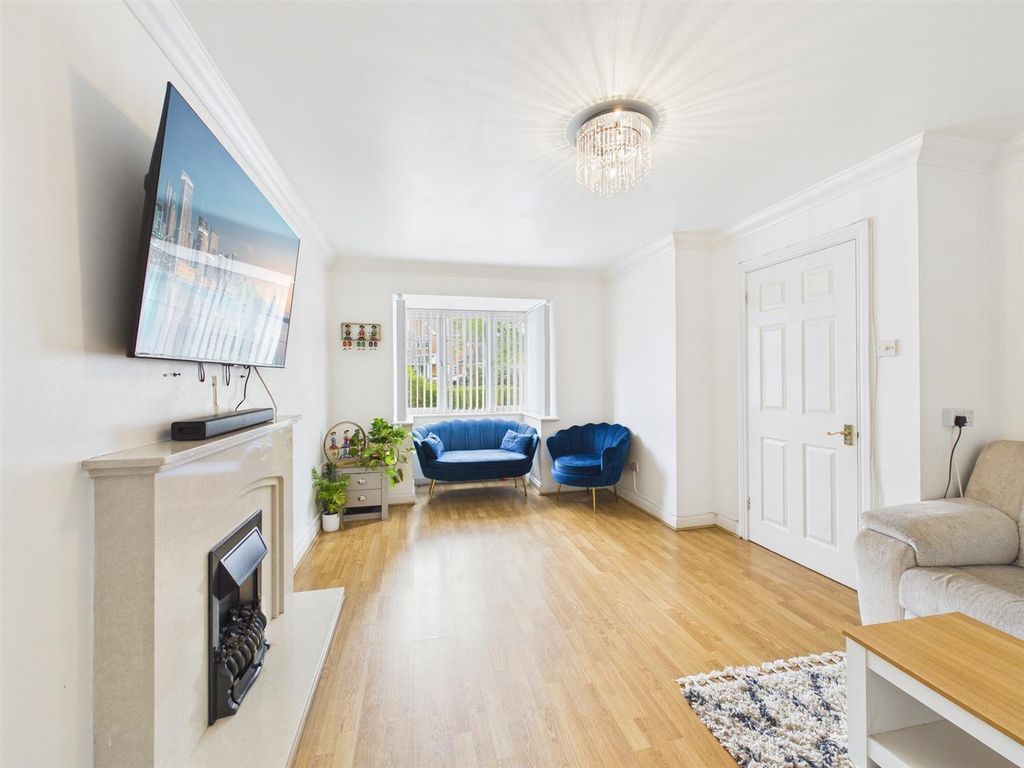 Property photo 2 of 17 Cam02435G0-Pr0202-Still008.Jpg