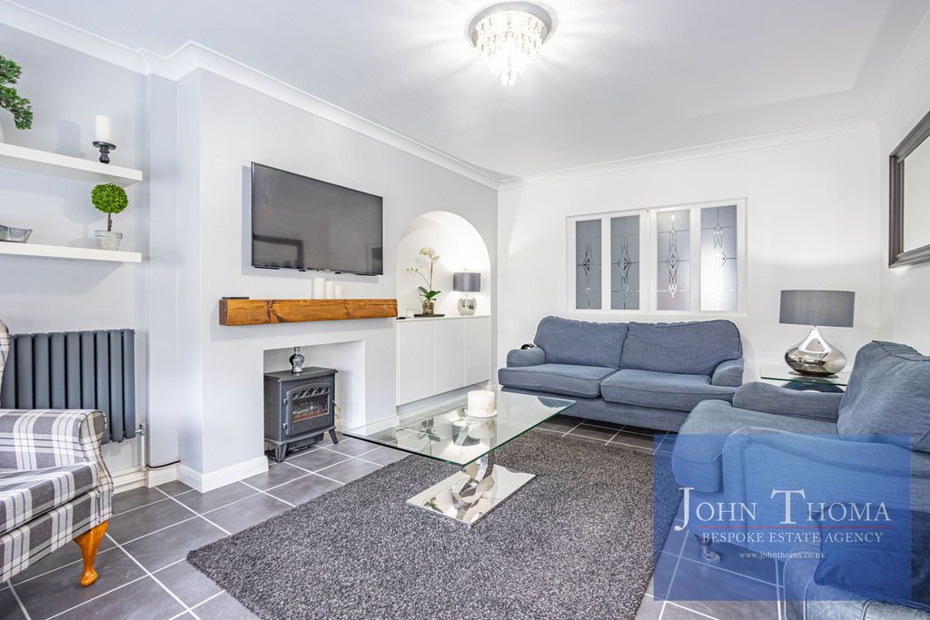 Property photo 3 of 24 Photo 3