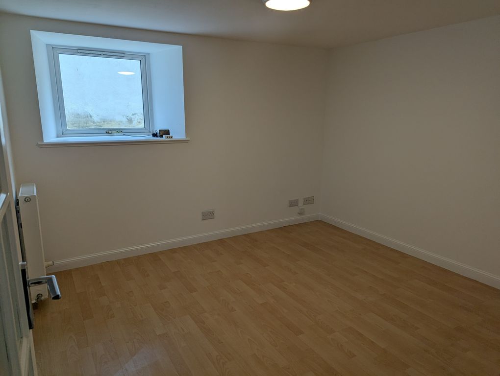Property photo 3 of 7 Photo 3