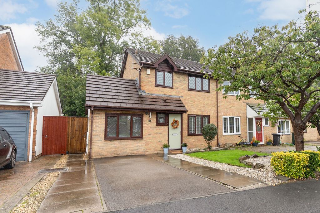 Property photo 1 of 24